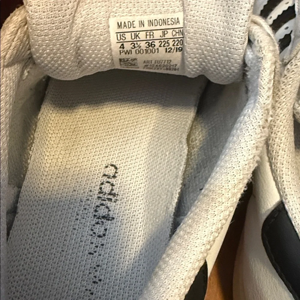 Adidas Superstar Shell Toe - Picture 8 of 13